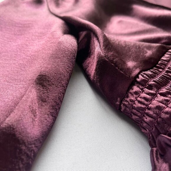 NWT FREE PEOPLE INTIMATELY CHASING LOVE PURPLE SATIN RUFFLE 2 PIECES  SLEEPWEAR - Picture 8 of 16